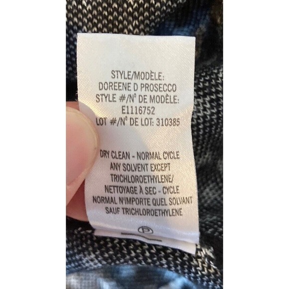 Theory Patterned A Line Skirt Size Small Women’s Black - Picture 5 of 7